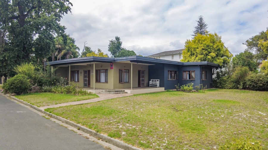 7 Bedroom Property for Sale in Wellington Central Western Cape